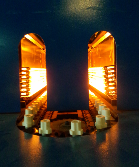 Ceramic end cap IR bulb blowing